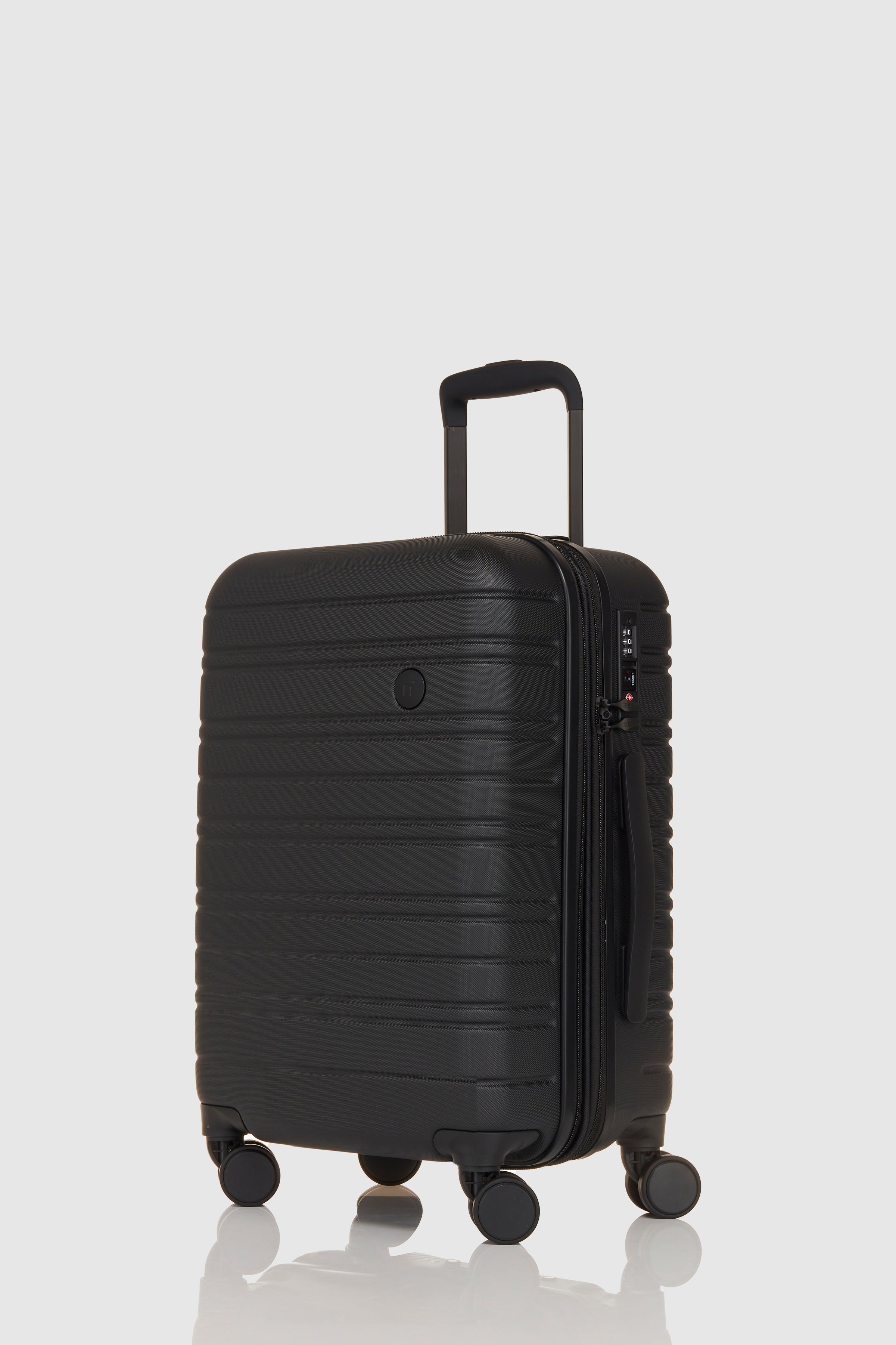 Stori Cabin Suitcase with Expander