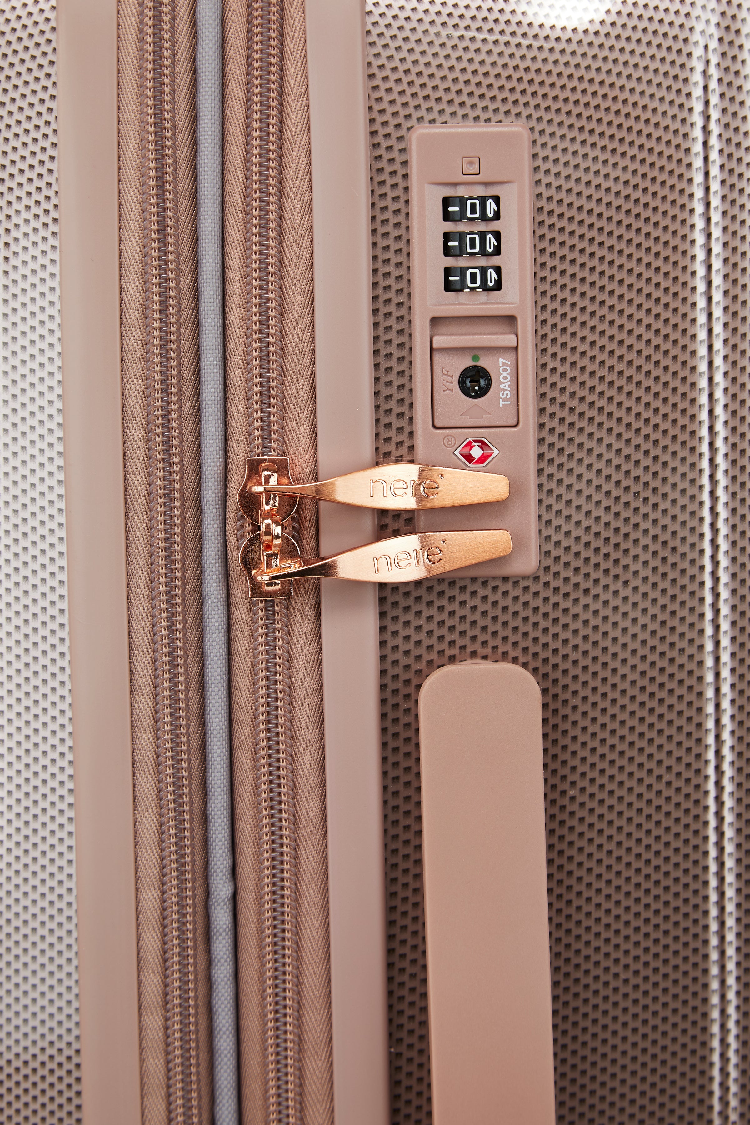 Caype Medium Suitcase