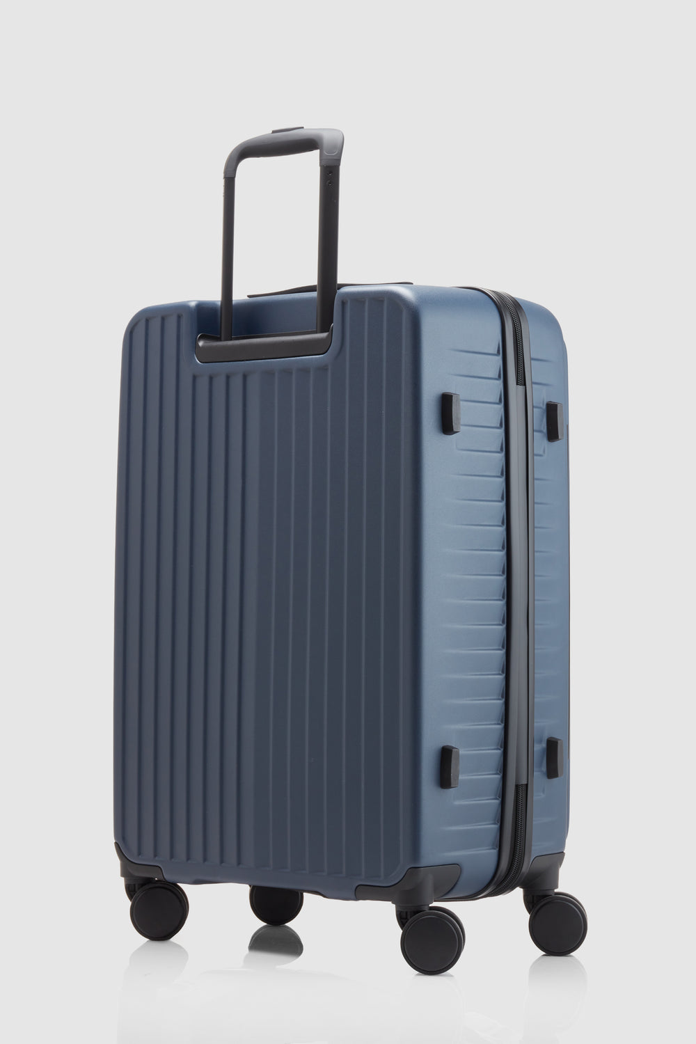 Venture Dual Open Medium Suitcase
