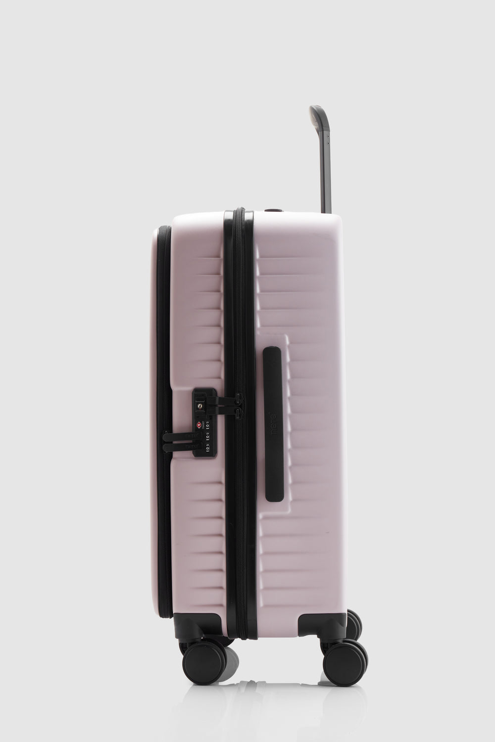 Venture Dual Open Medium Suitcase