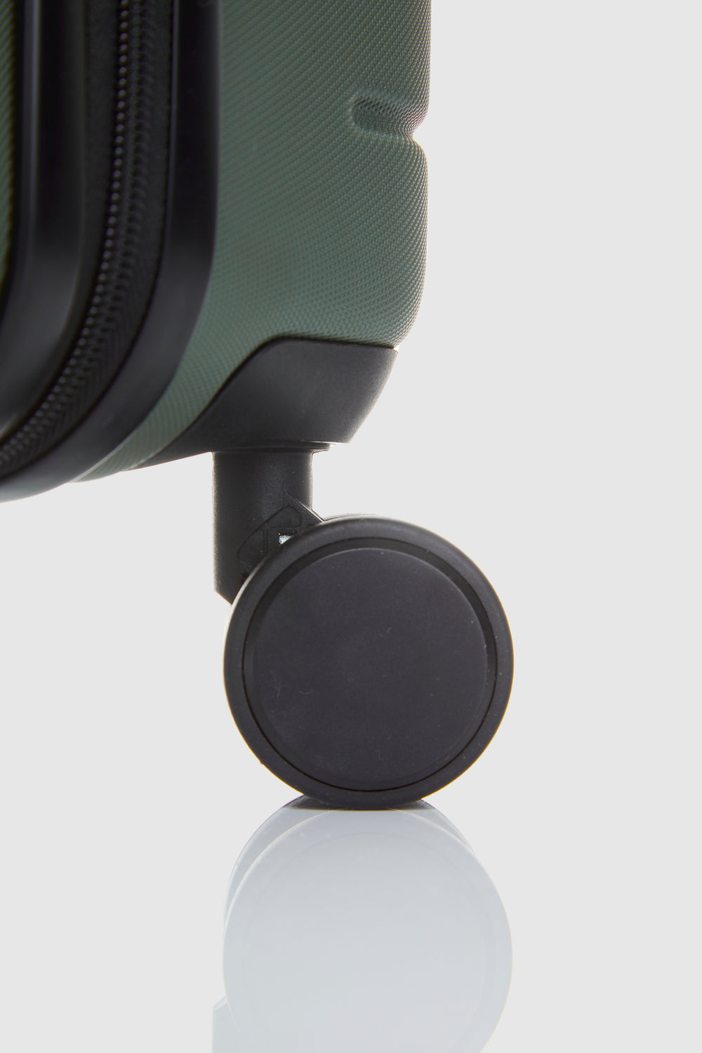 Stori Cabin Suitcase