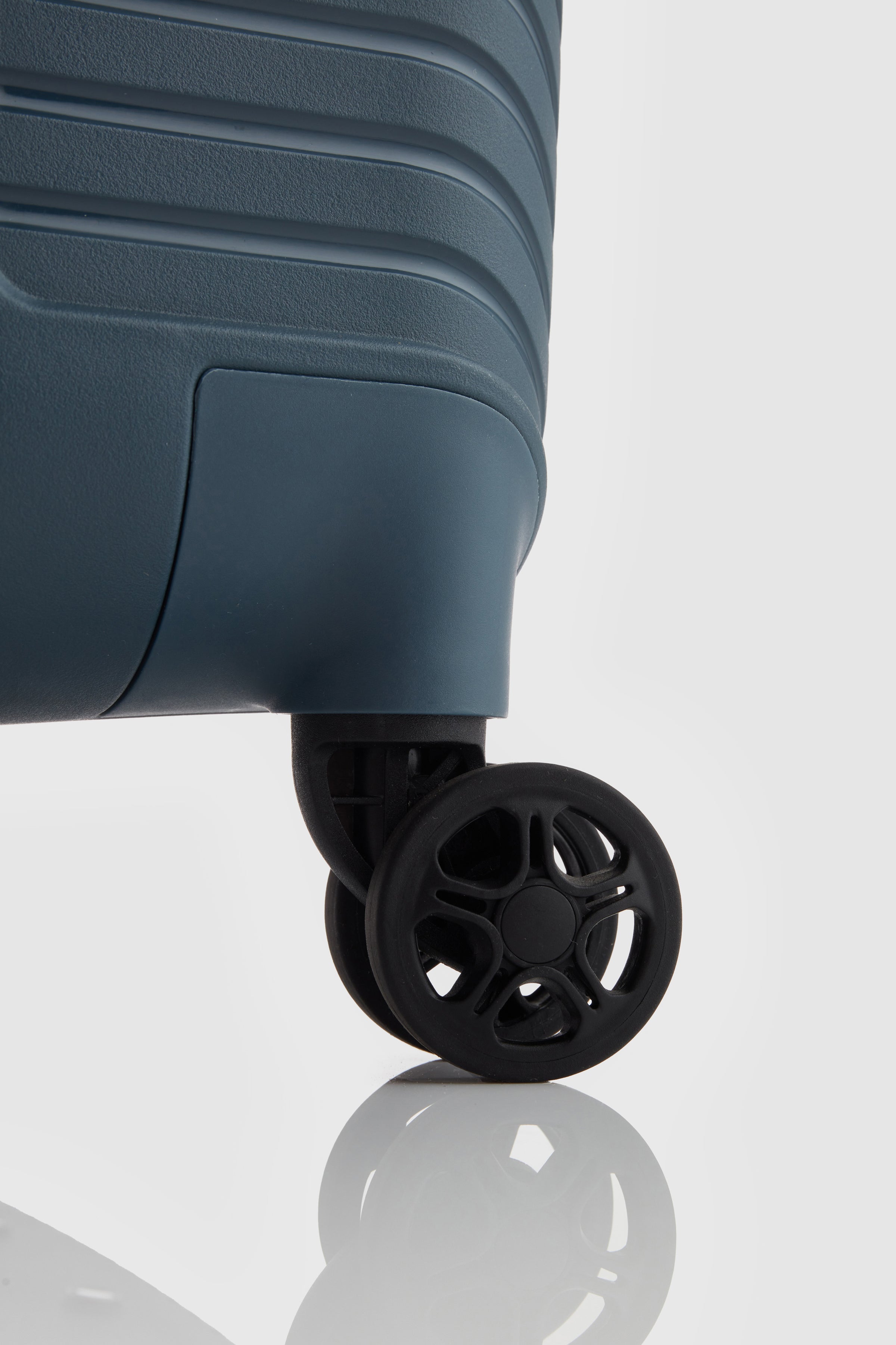 Bondi Cabin Suitcase