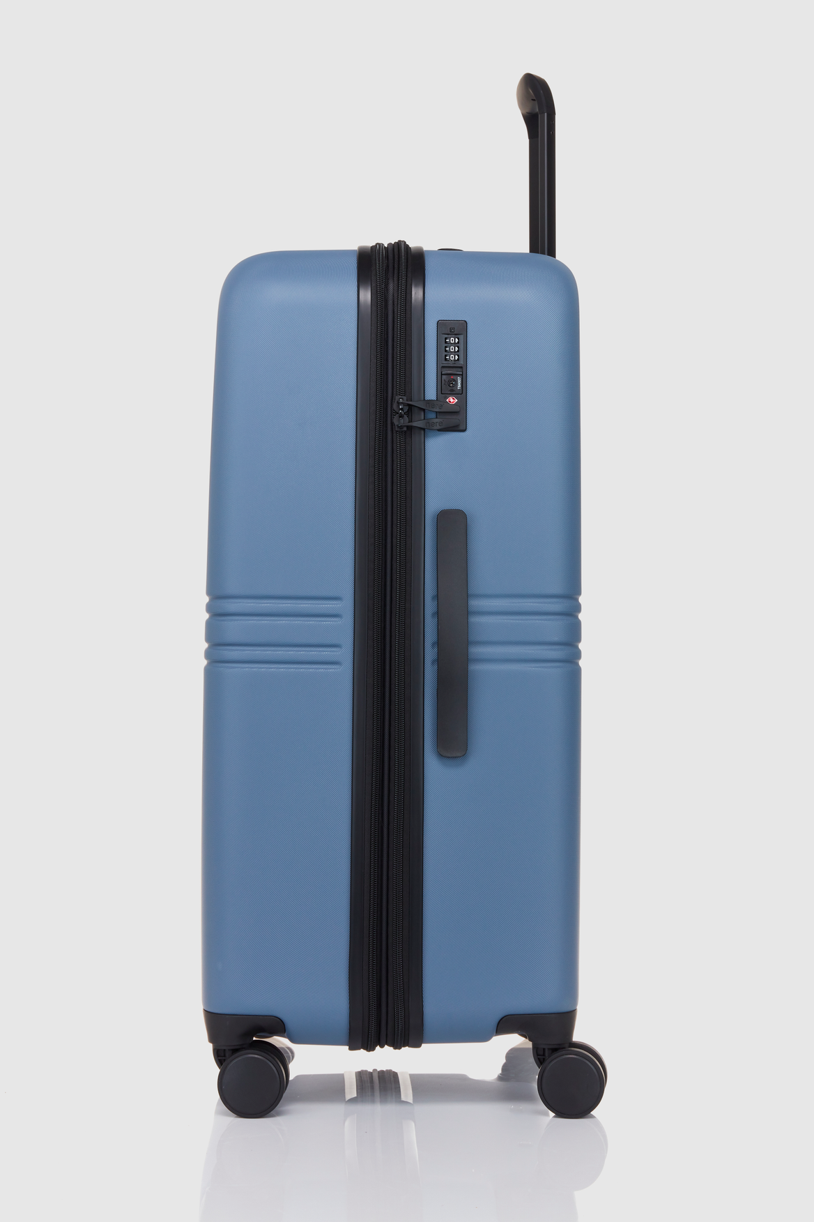 Wonda 75cm Suitcase
