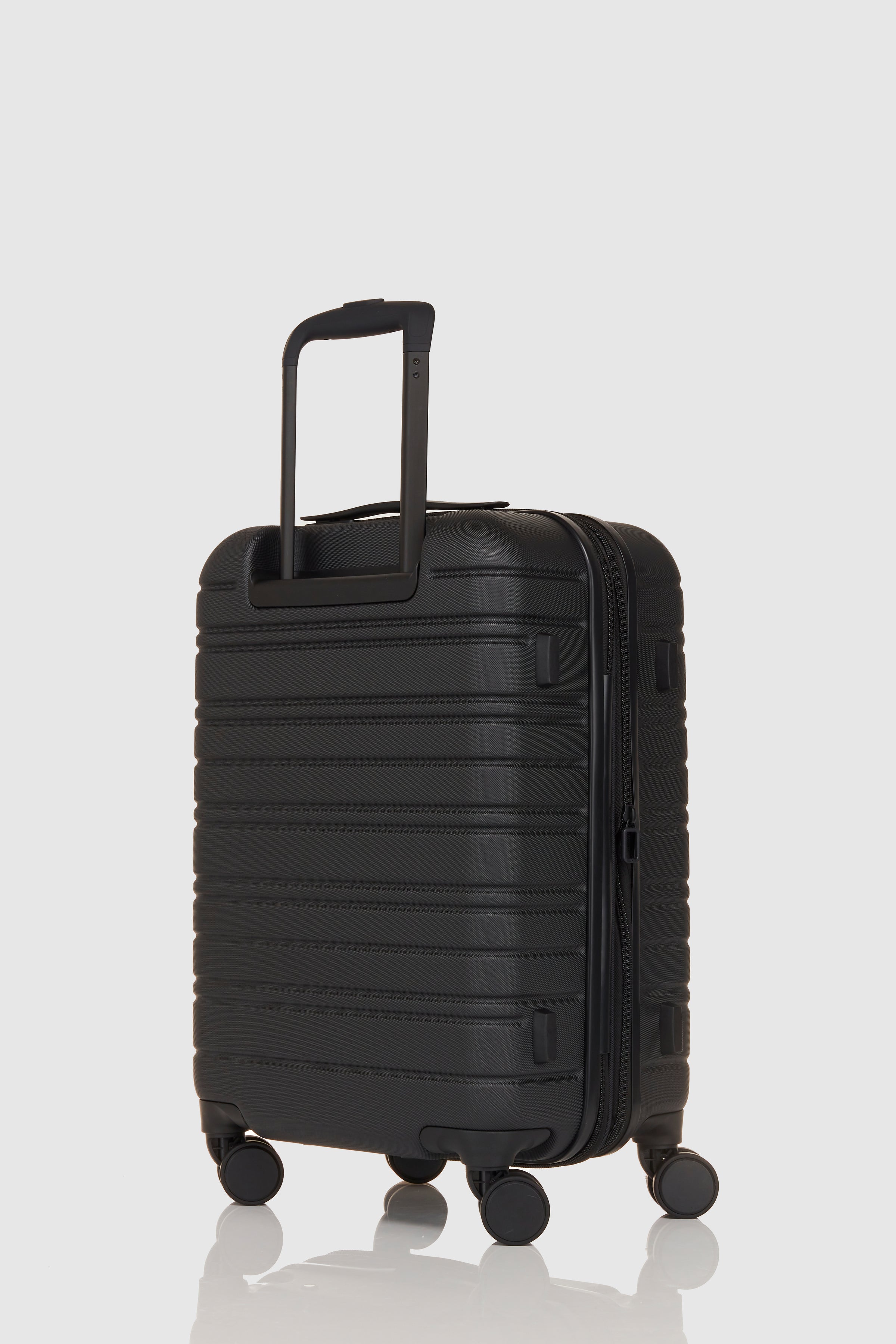 Stori Cabin Suitcase with Expander