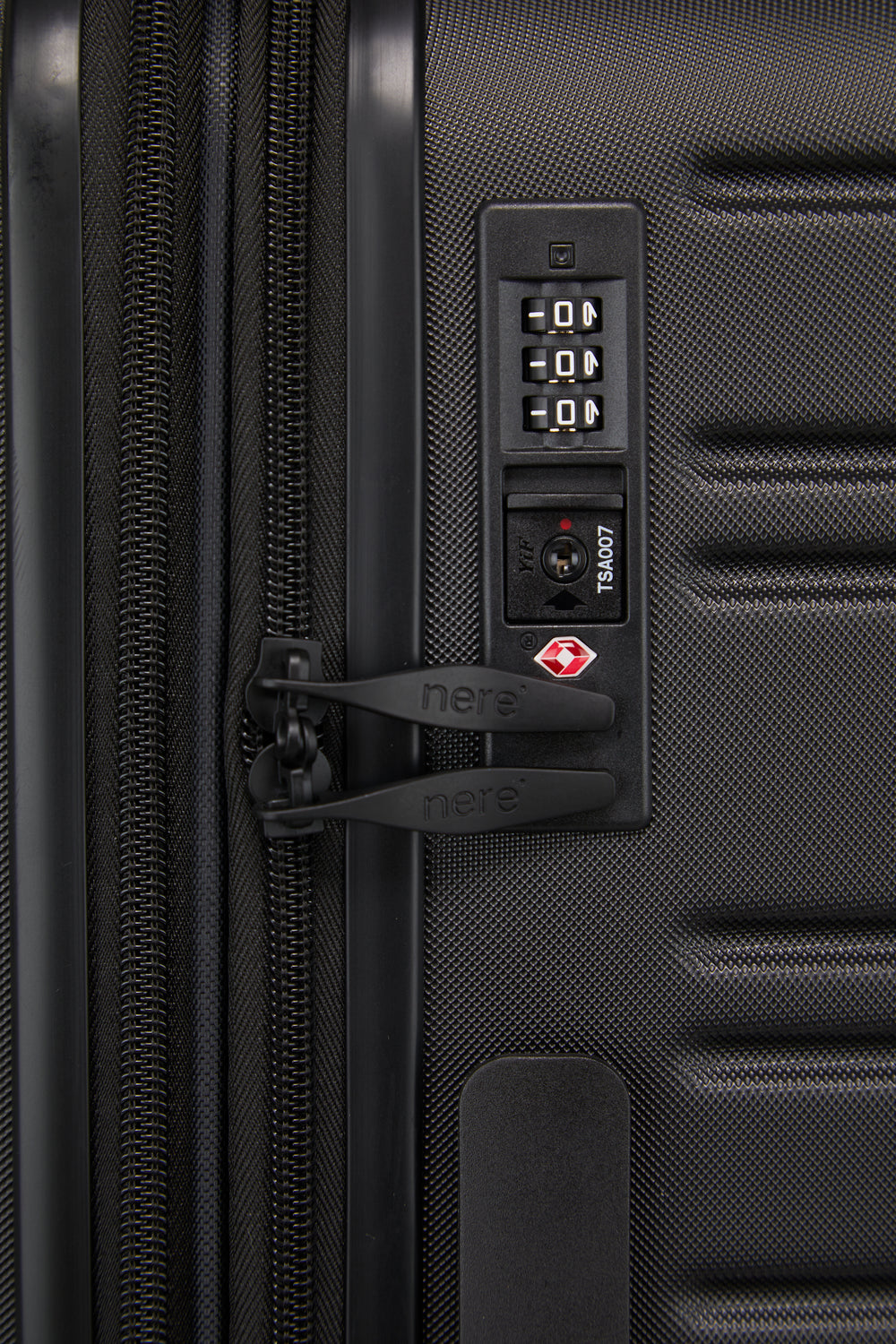 Stori Cabin Suitcase with Expander