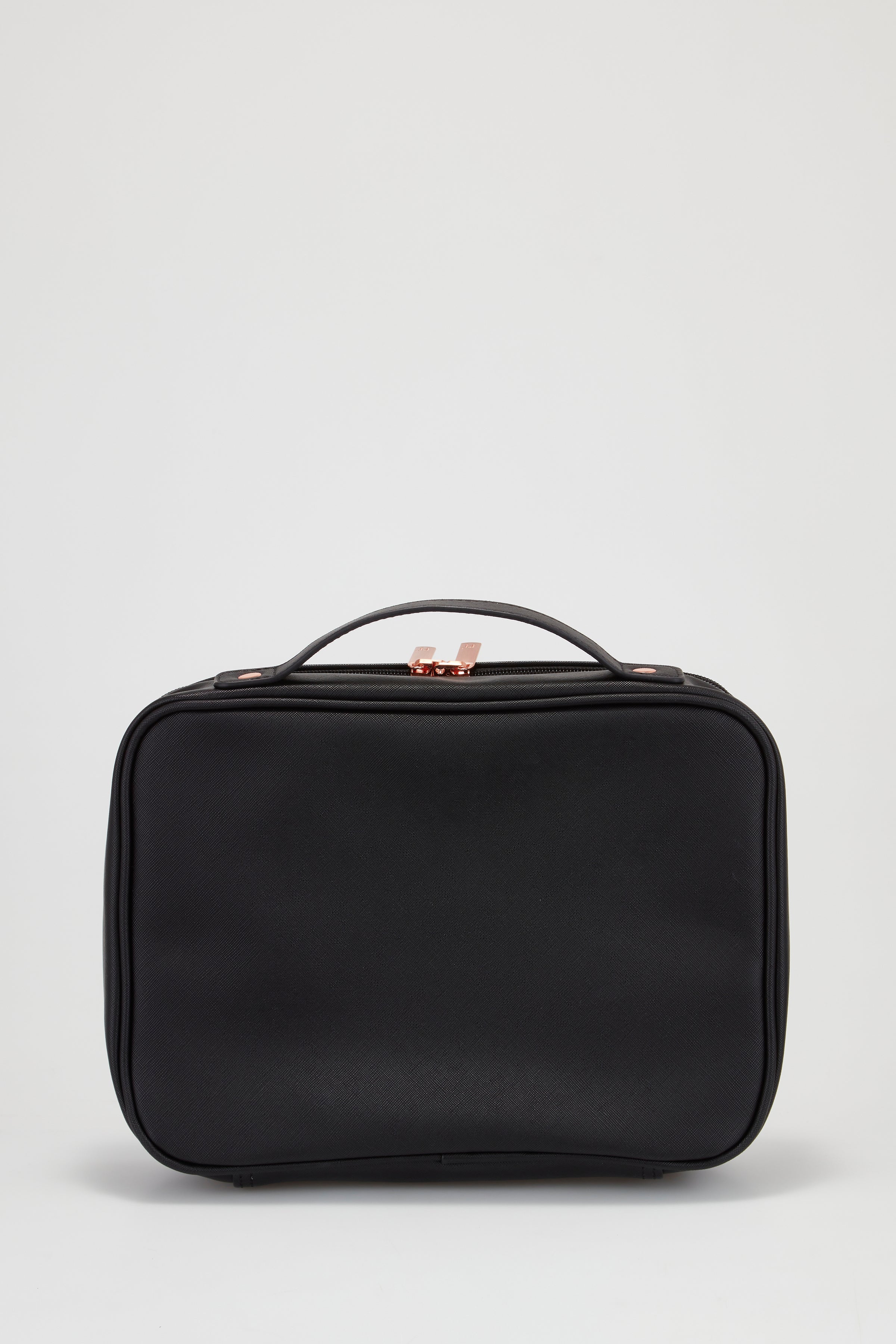 Relm Hanging Toiletry Bag