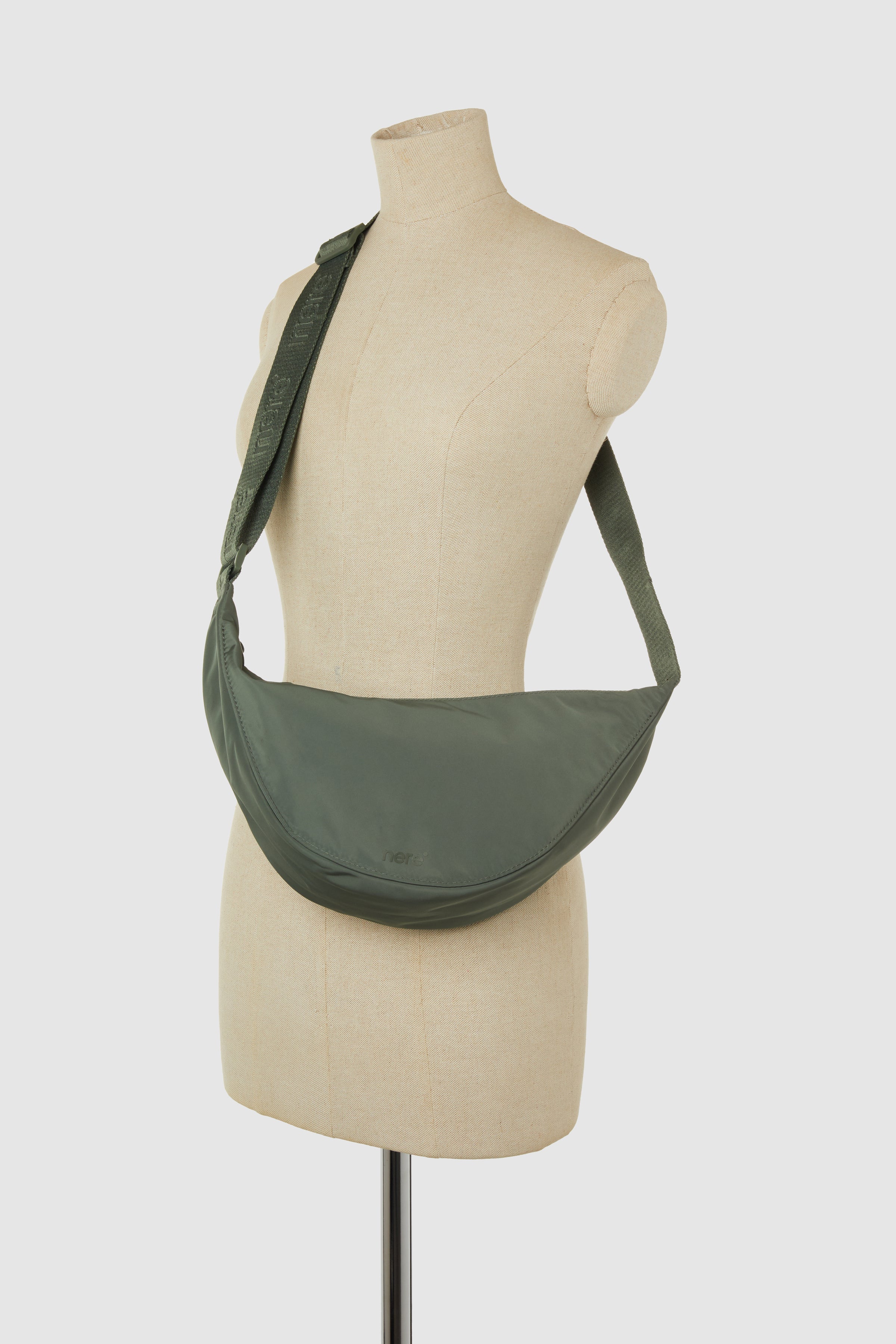 Seeker Crescent Sling Bag