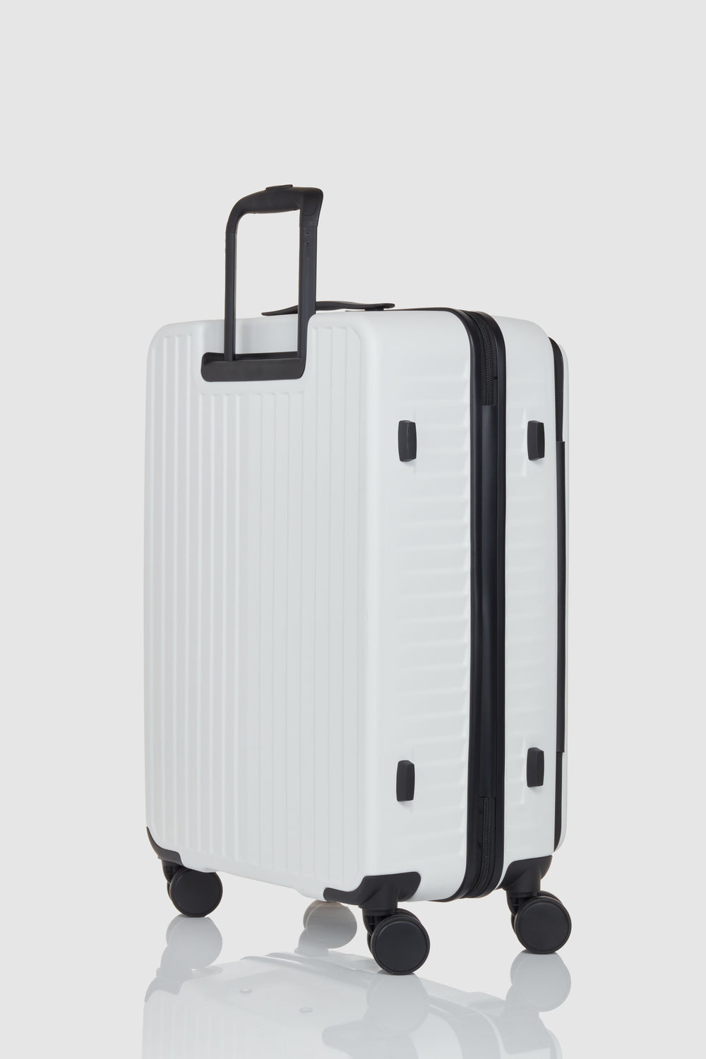 Venture Dual Open Medium Suitcase