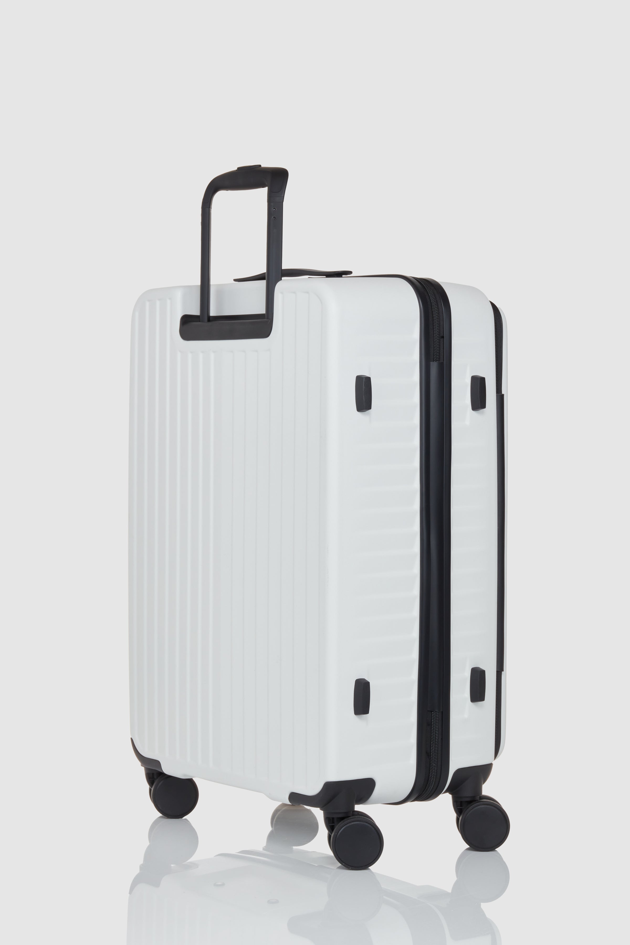 Venture Dual Open Medium Suitcase