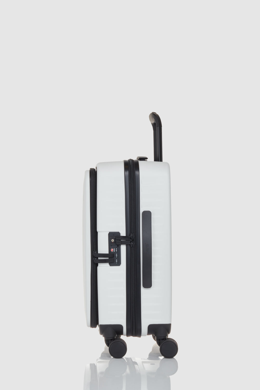 Venture Dual Open Cabin Suitcase