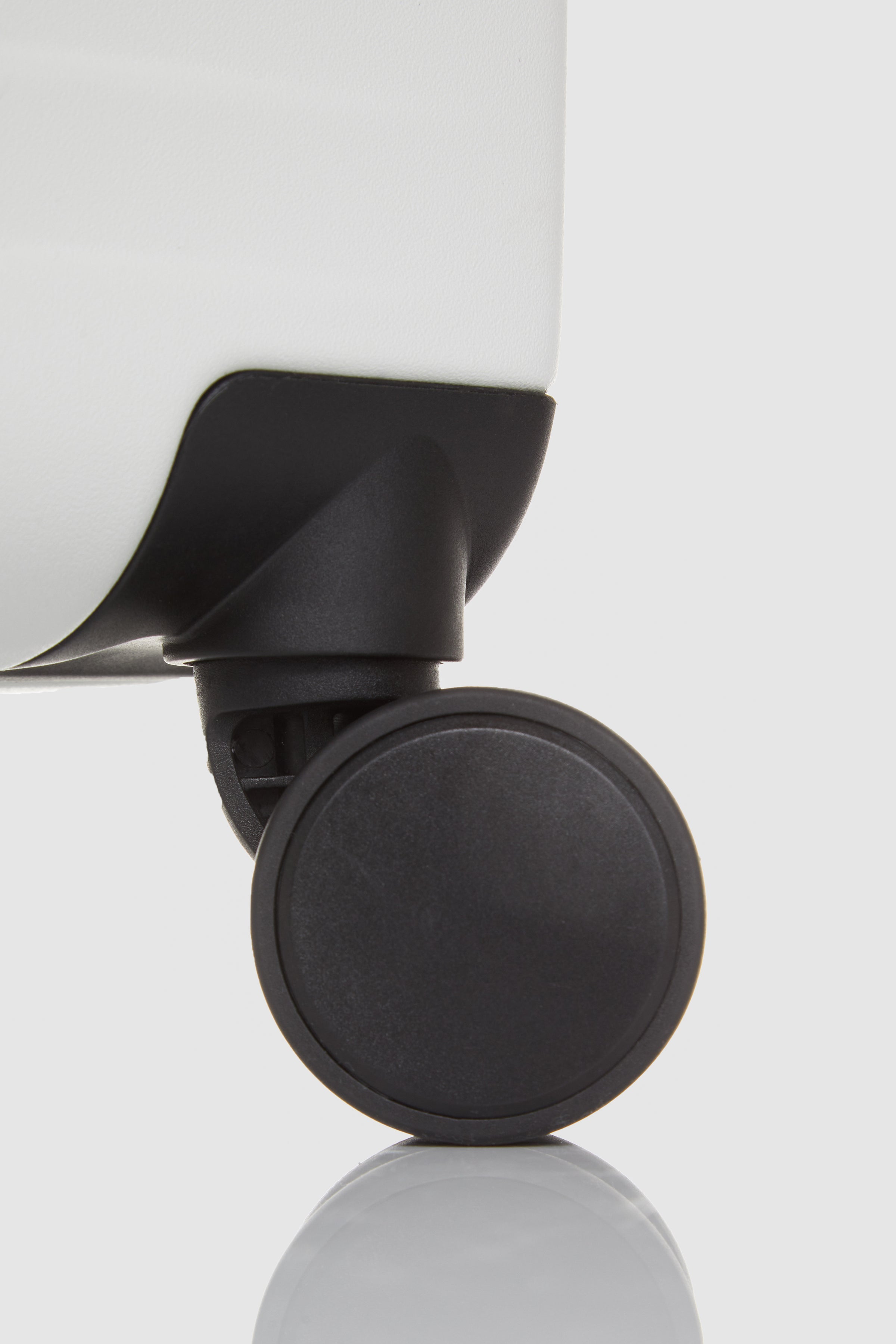 Venture Dual Open Cabin Suitcase