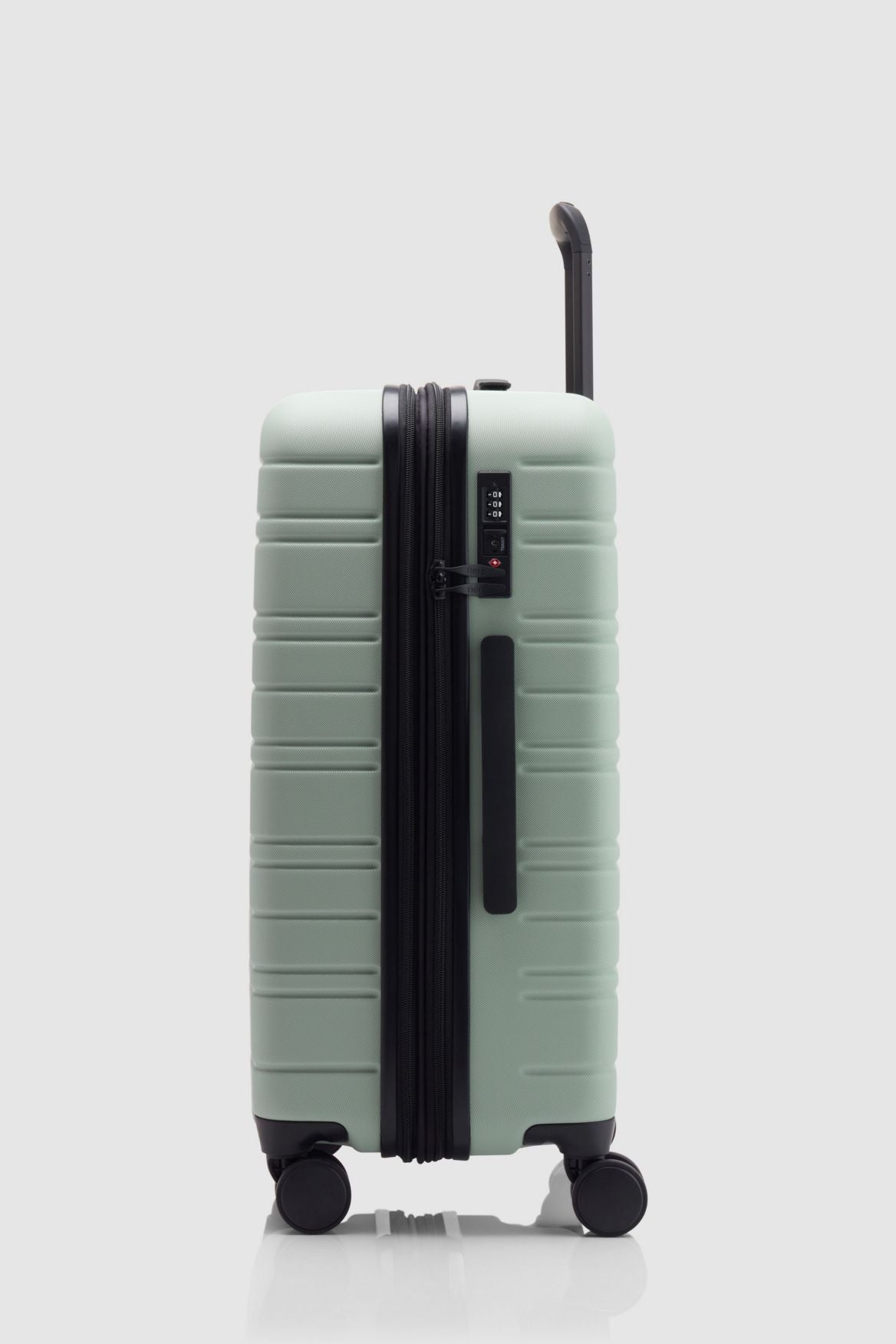 Stori Medium Suitcase