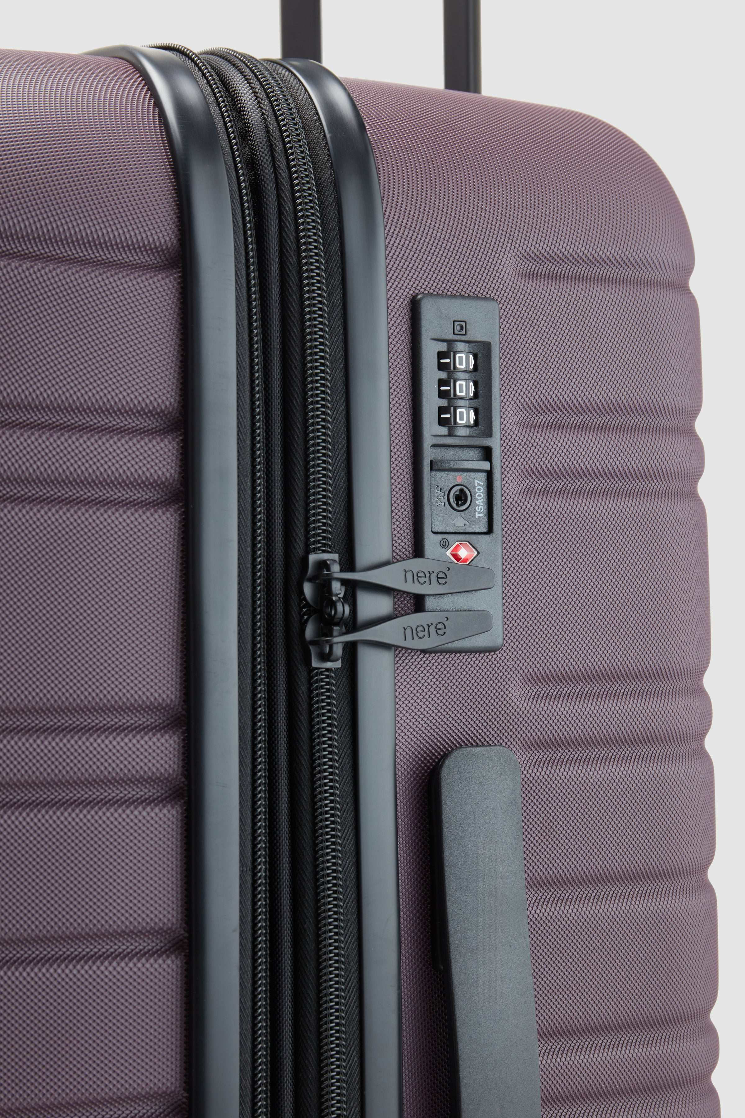 Stori Medium Suitcase