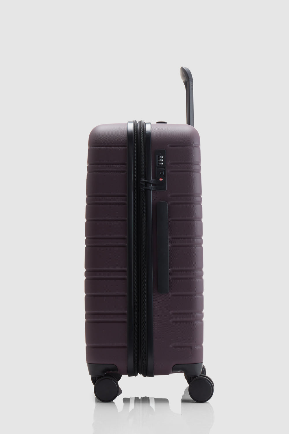 Stori Medium Suitcase
