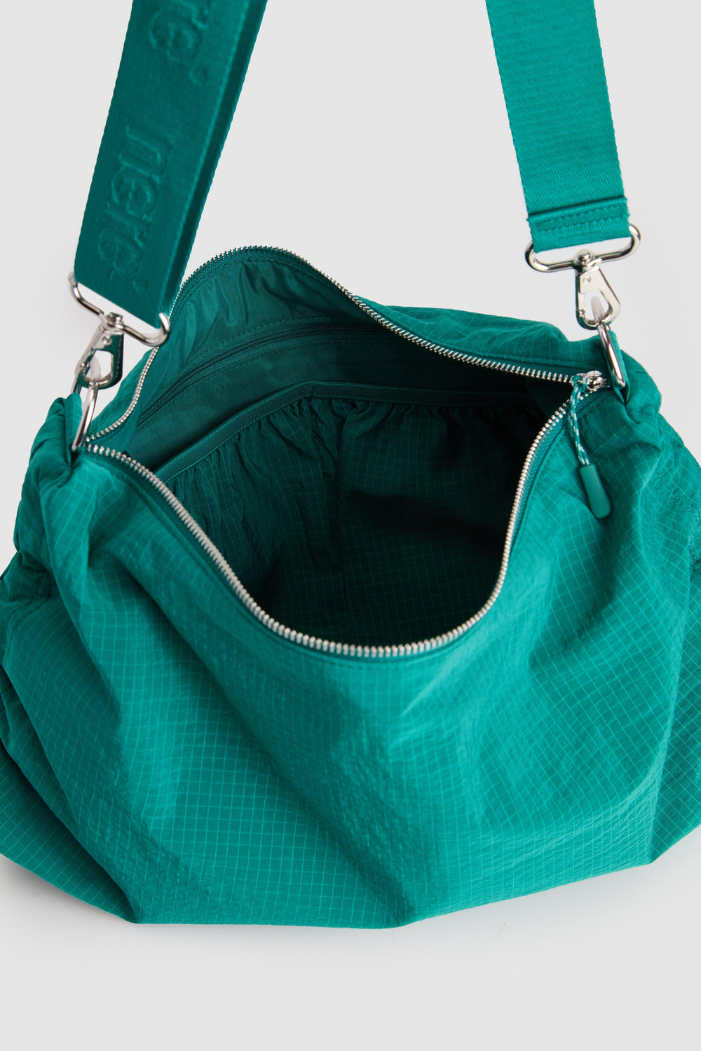 n.motion Shoulder Bag