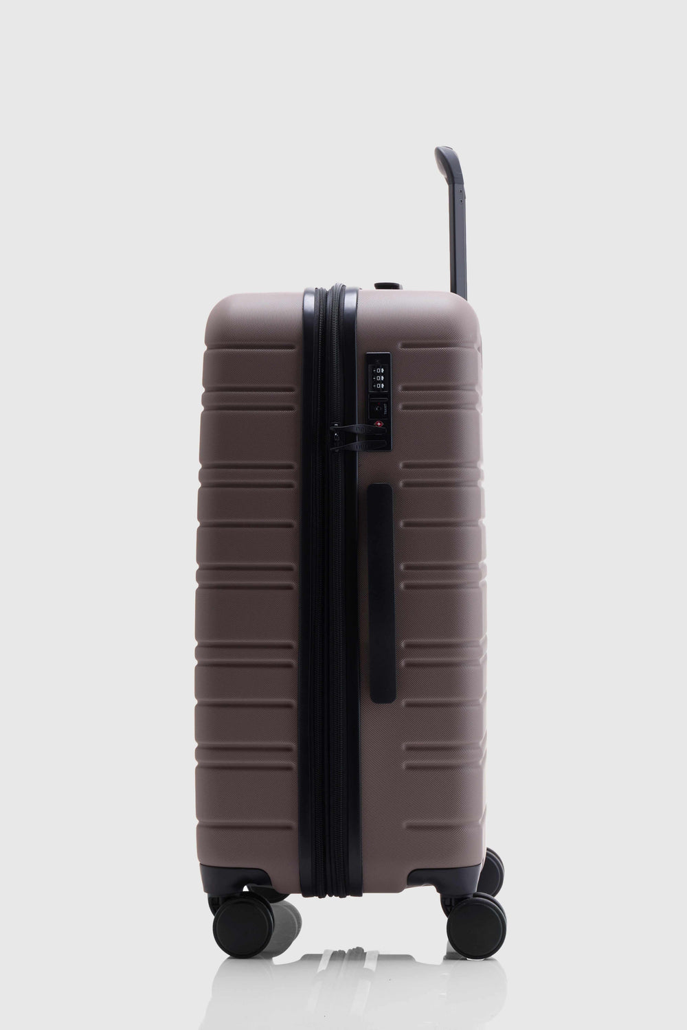 Stori Medium Suitcase