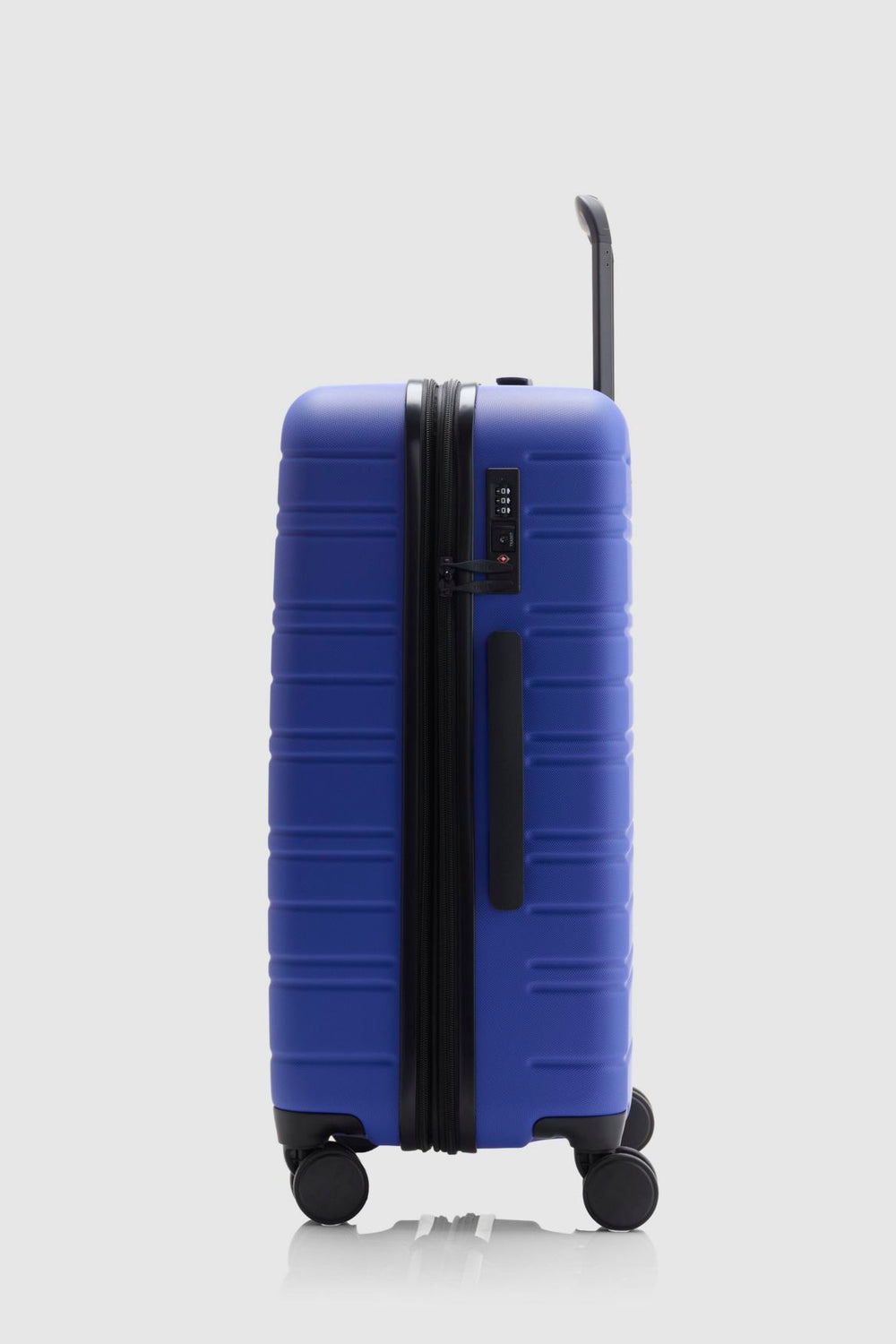 Stori Medium Suitcase