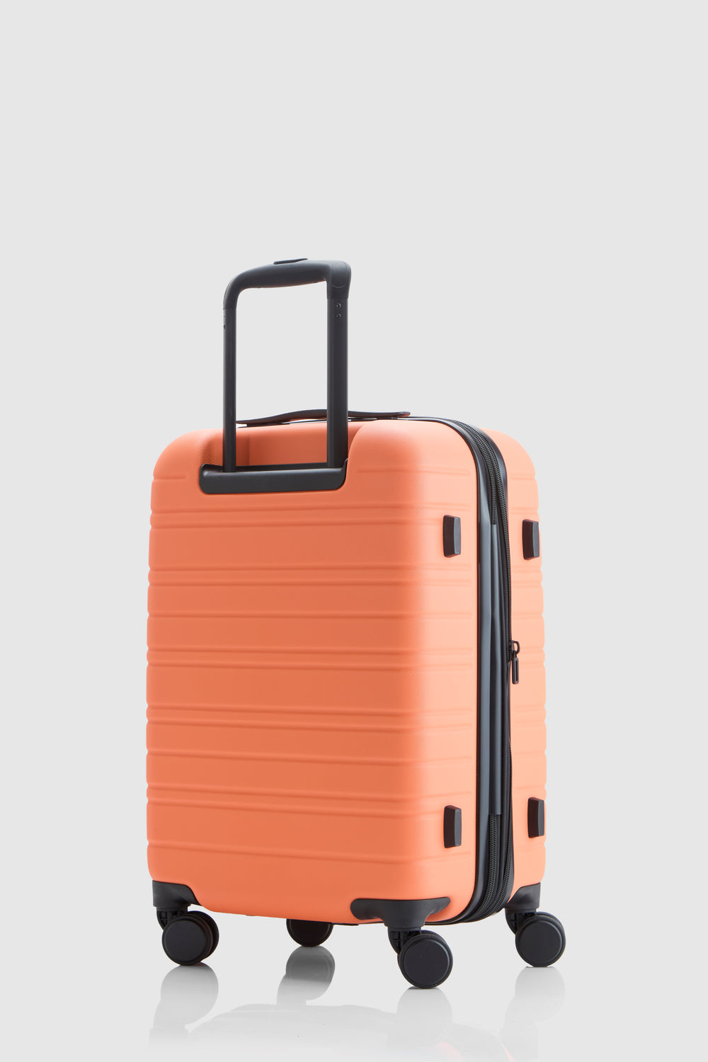 Stori Cabin Suitcase